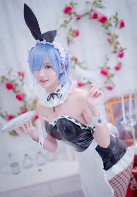 女员工的滋味2中文